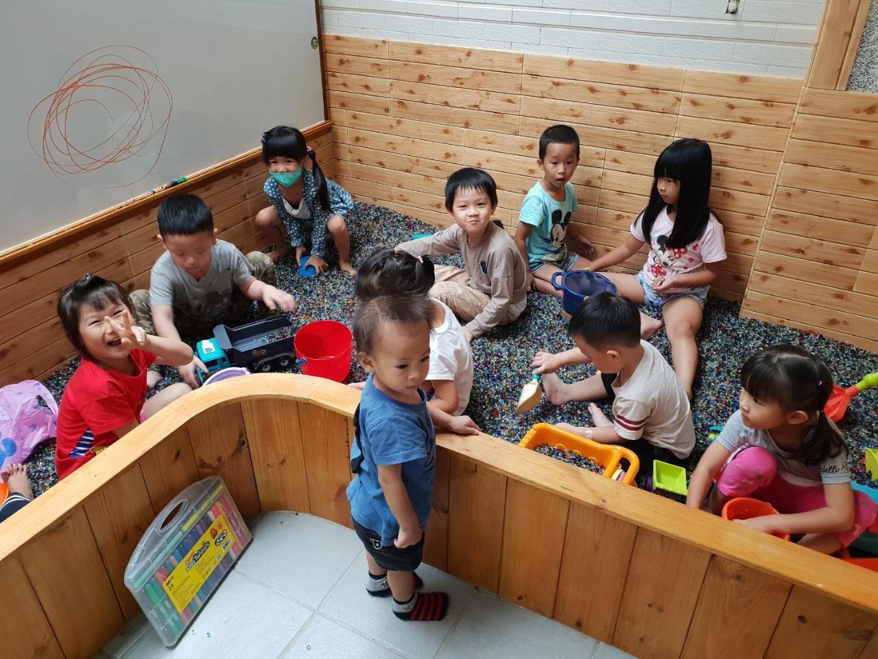 Childlike Innocence Homestay Hualien City Exterior foto
